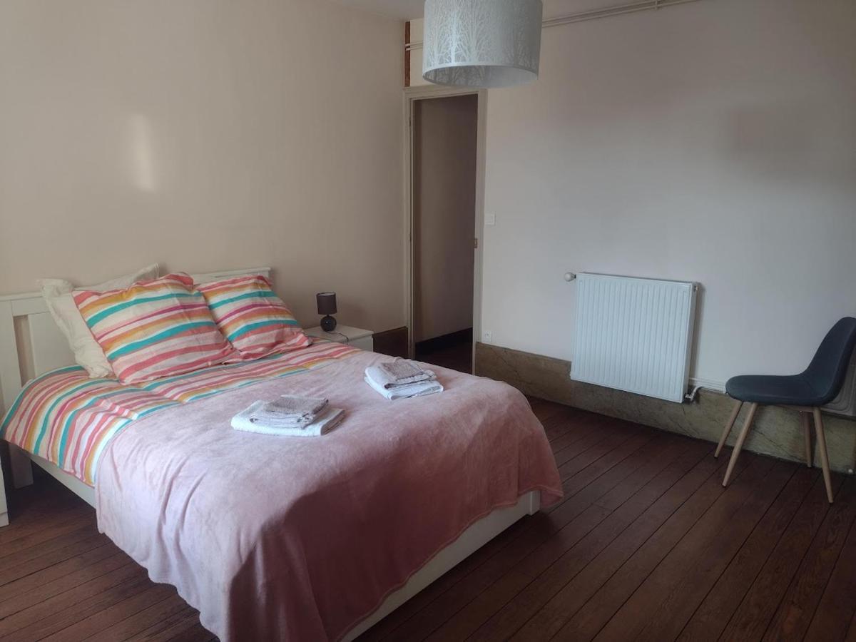 Appartement 2Eme Etage Proche Des Thermes 波旁莱班 外观 照片
