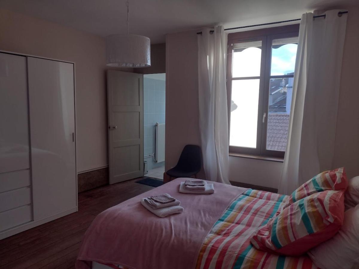 Appartement 2Eme Etage Proche Des Thermes 波旁莱班 外观 照片
